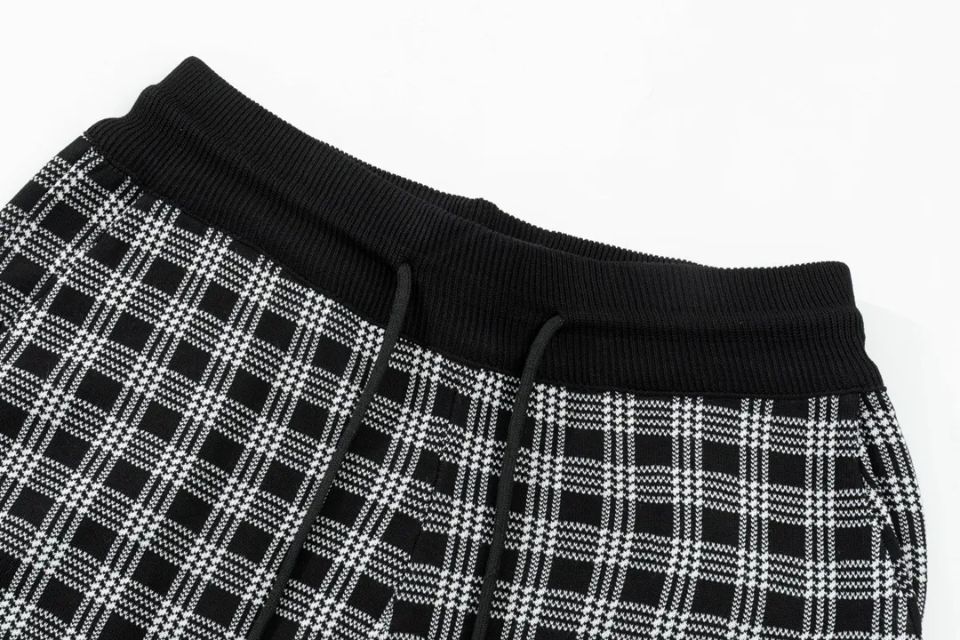 Thom Browne🇳🇱 2023SSNew Arrival ， ， ， ，4 ， ， ， Breathable， ， Black Sizes M-XXL
